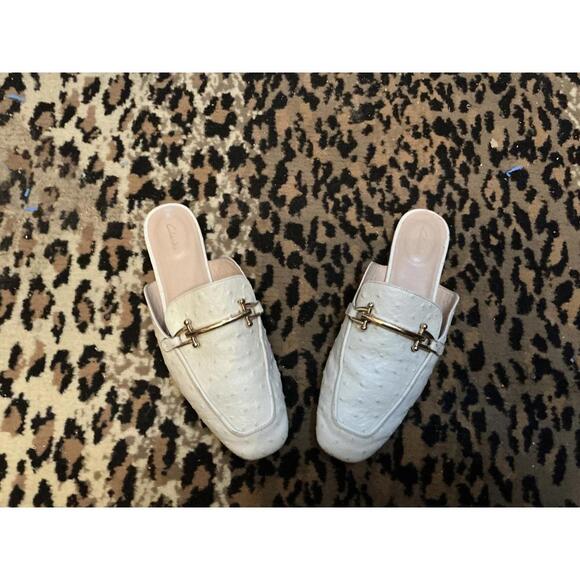 Clarks Shoes - 8.5 Deli Cream Loafers